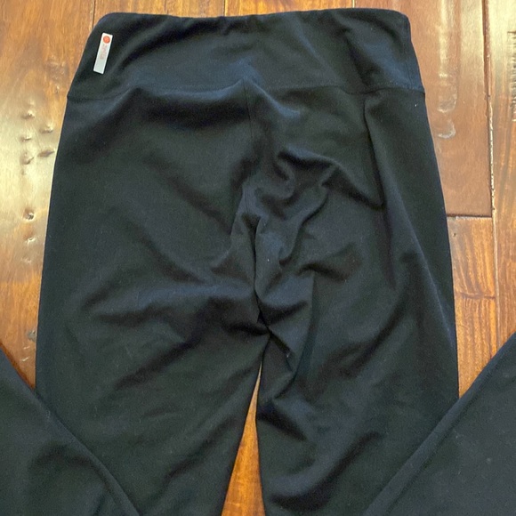 Zella black leggings - Picture 2 of 2